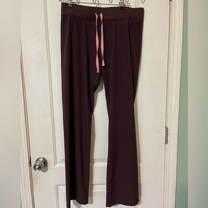 FIGS Livingston scrubs pant medium chocolate brown